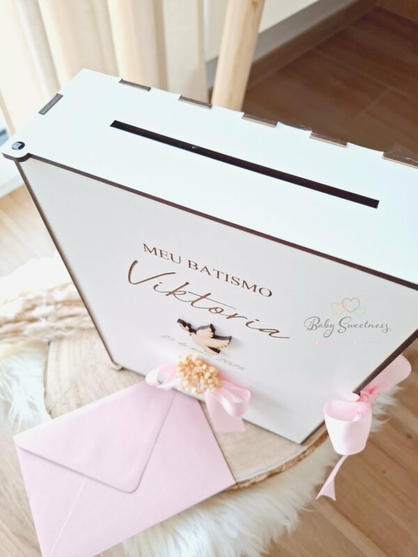 Urne à enveloppes en bois personnalisée – Image 3