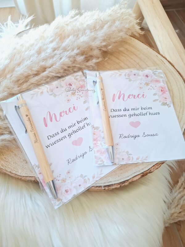 Stylo avec carte personnalisée