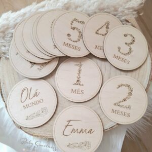 Plaques étapes de naissance fleurs