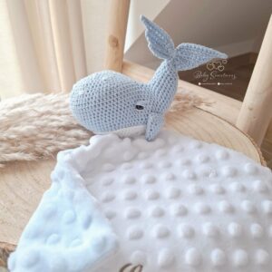 Doudou baleine en crochet