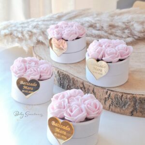 Boîte à dragées roses