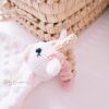 Doudou licorne en crochet – Image 2