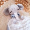 Doudou éléphant câlin en crochet – Image 2