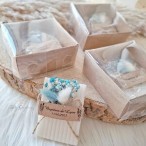 Savons parfumés fleurs séchées