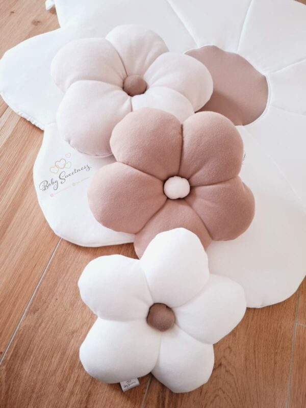 Coussin en forme de fleur