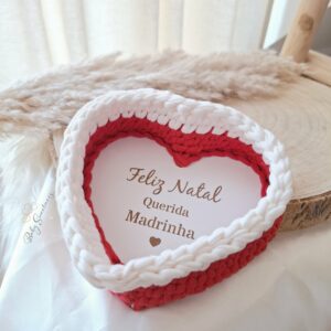 Panier cœur en crochet