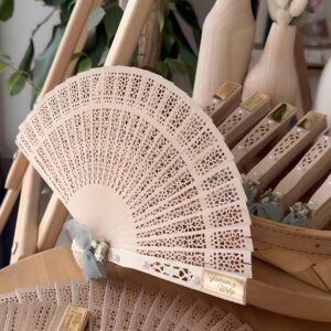 Éventail fleurs séchées avec boîte