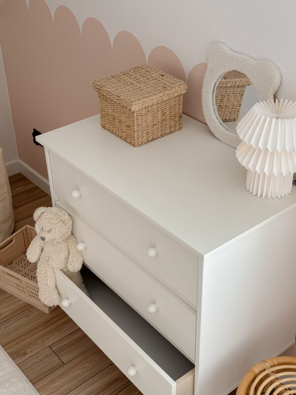 Commode à trois tiroirs Blanche – Image 3