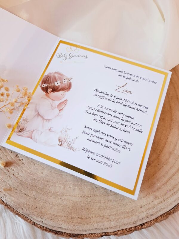 Invitation carte enfant priant les mains – Image 4