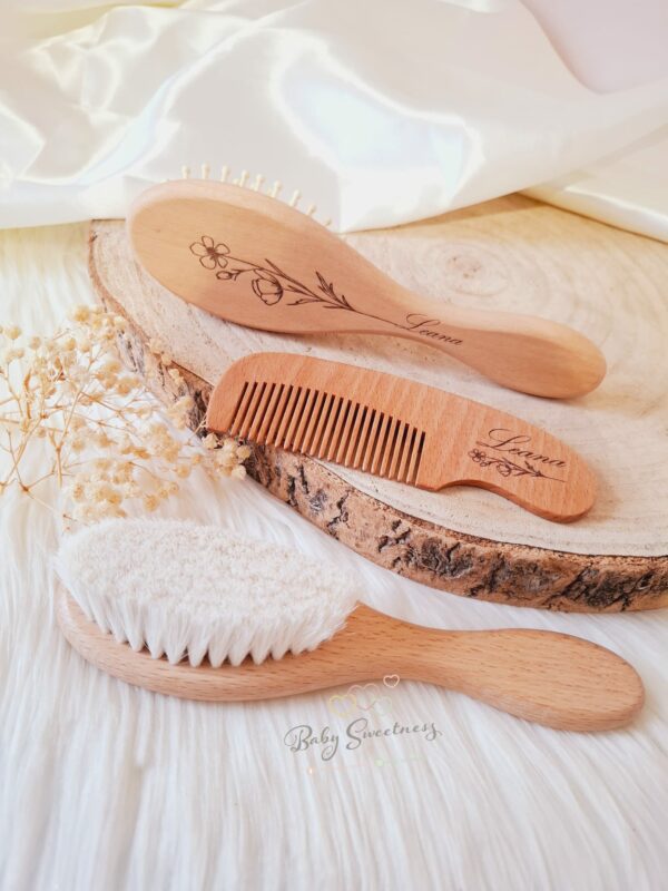 Lot de 3 Brosses et peigne en bois