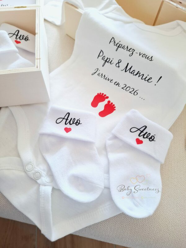 Coffret body + chaussettes bébé – Image 3