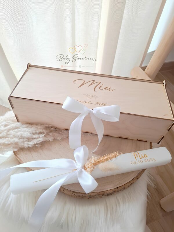 Boîte et bougie de baptême personnalisée