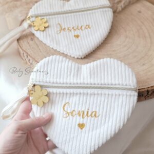 Pochette en forme de cœur